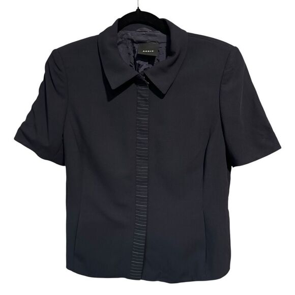 AKRIS Navy Blue Short Sleeve Wool Blazer - Picture 2 of 12